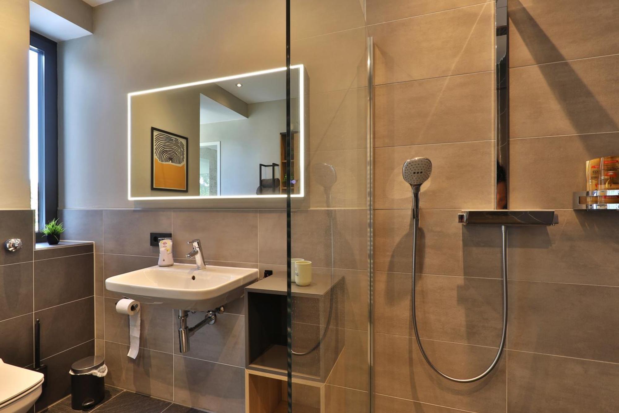 Moderne Studio-wohnung Appartamento Gersthofen